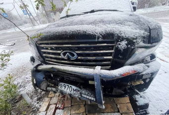 Тюменец помог задержать пьяного водителя Infiniti, скрывшегося с места ДТП
